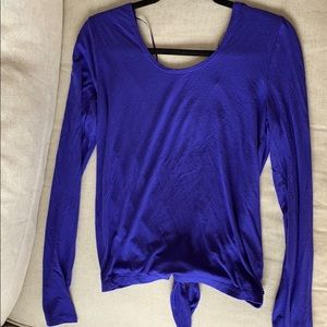 Fabletics Open-back, Long-sleeve shirt